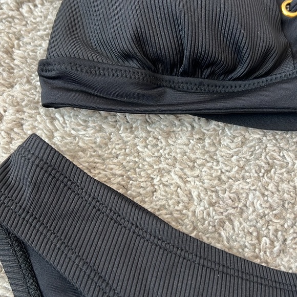 NWT $146 BECCA Medium M 8 10 Black Ribbed Sexy Bikini 2 piece swimsuit NEW Gold - Picture 12 of 16